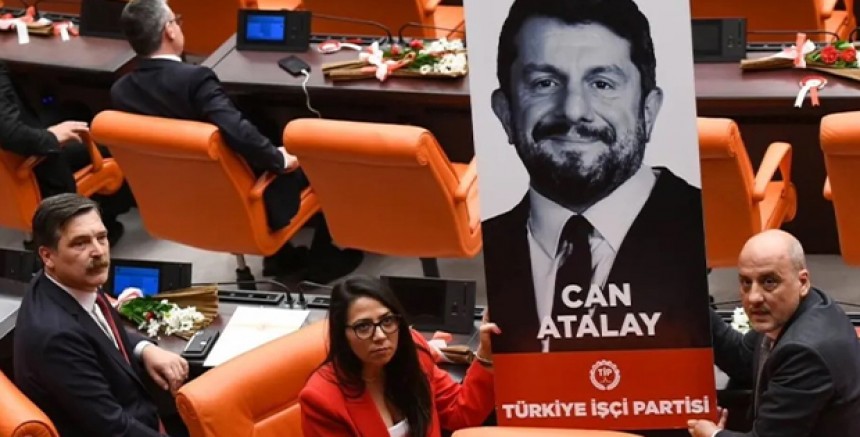 Can Atalay Silivri'de esir tutulduğu için yemin edemiyor