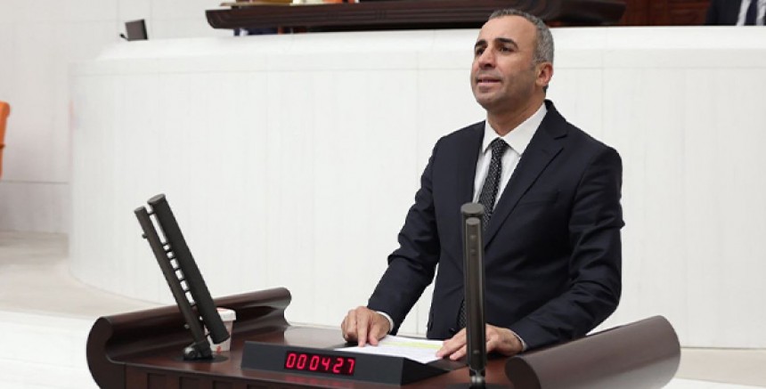 Celal Fırat’tan Adıyaman’daki Taş Ocağı Girişimine Tepki: “Depremzede Alevi Köyleri Daha Fazla Yıkıma Maruz Bırakılamaz”