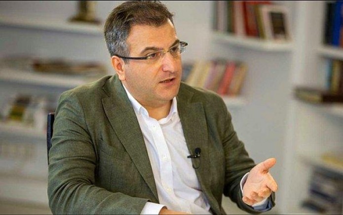 Cem Küçük: Marketler KDV indirimini önceden öğrenip zam yaptı