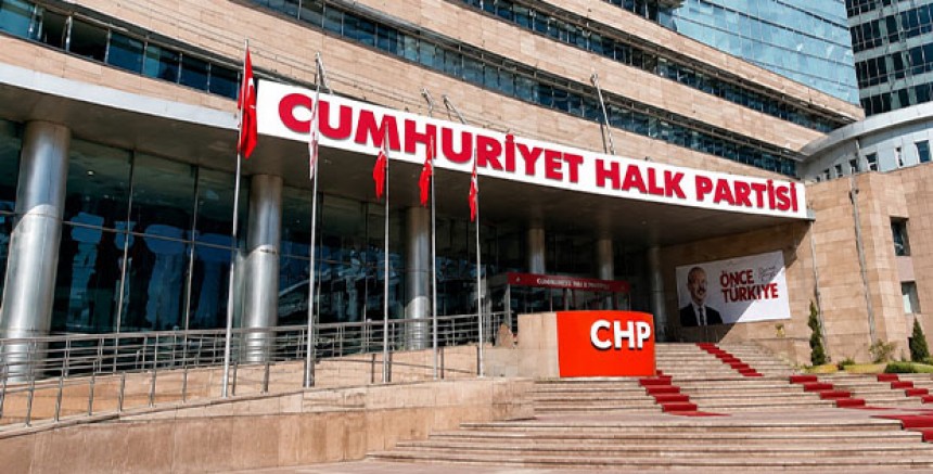 CHP'de Kurultay Çağrısı: 111 Milletvekilinden