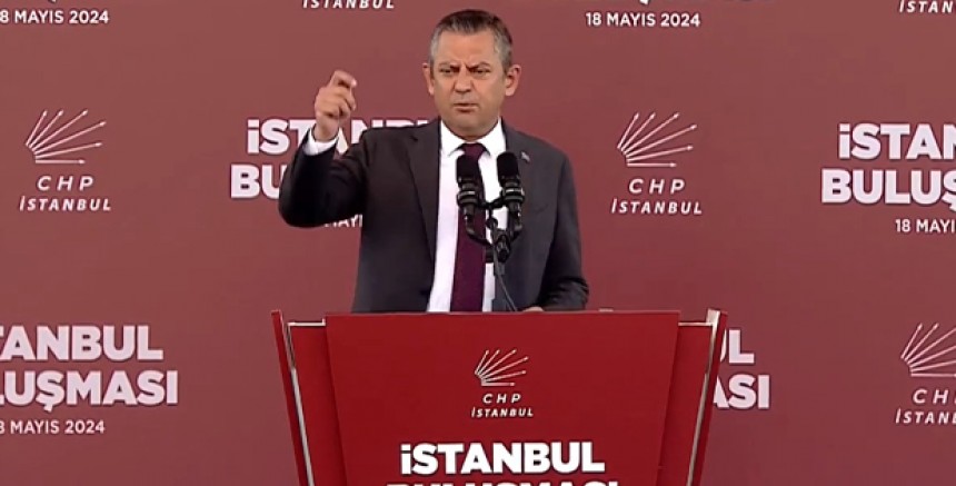 CHP'den Büyük Eğitim Mitingi: Özel'den Erdoğan'a Sert Tepki