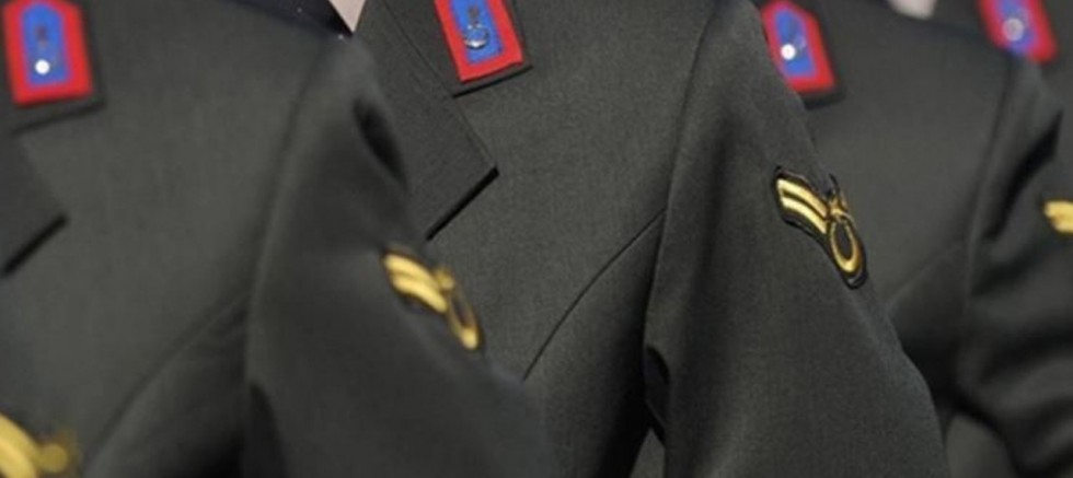  Murat Bakan: İçişleri Bakanı Süleyman Solu'ya  Odalarında zikir çeken rütbelileri sordu?