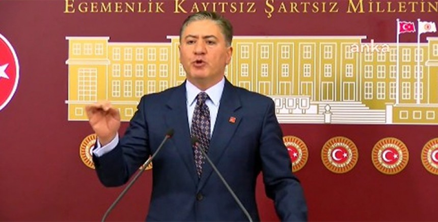 CHP’li Murat Emir’den Erdoğan’a Sert Tepki: “CHP’ye Operasyon Hazırlığı Yapıyor”