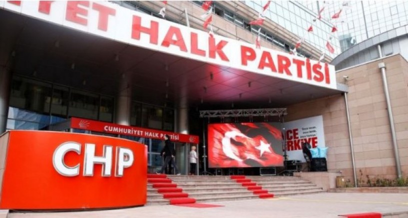 CHP logosuyla “İktidar olduğumuzda Apo’yu çıkartacağız” sticker bastılar 
