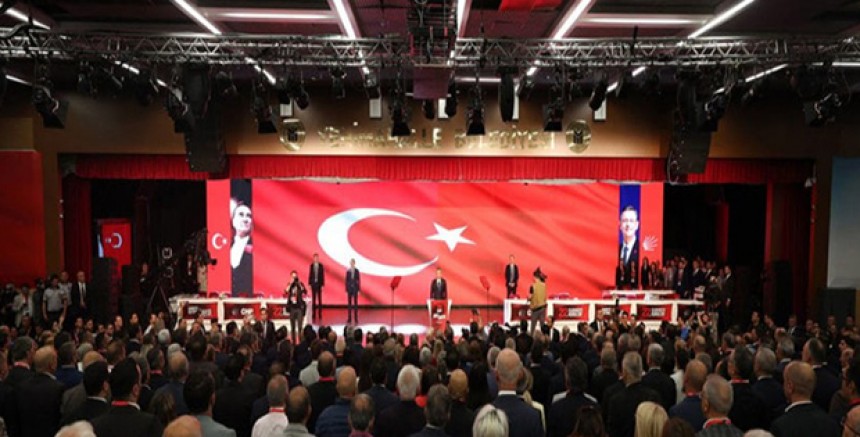 CHP'nin 22. Olağanüstü Kurultayı: Özgür Özel tek aday olarak seçime girecek