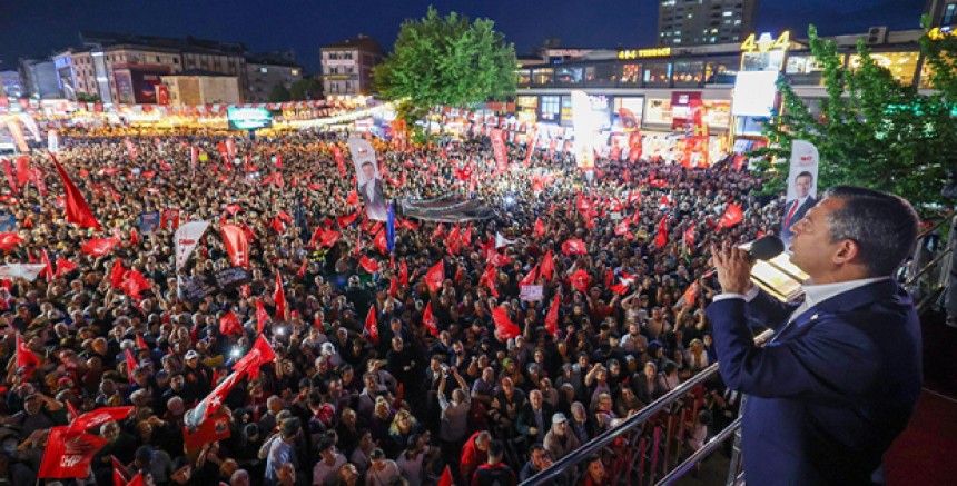 CHP’nin “Millet İradesine Sahip Çıkıyor” Mitingi Bu Hafta Esenler’de Yapıldı