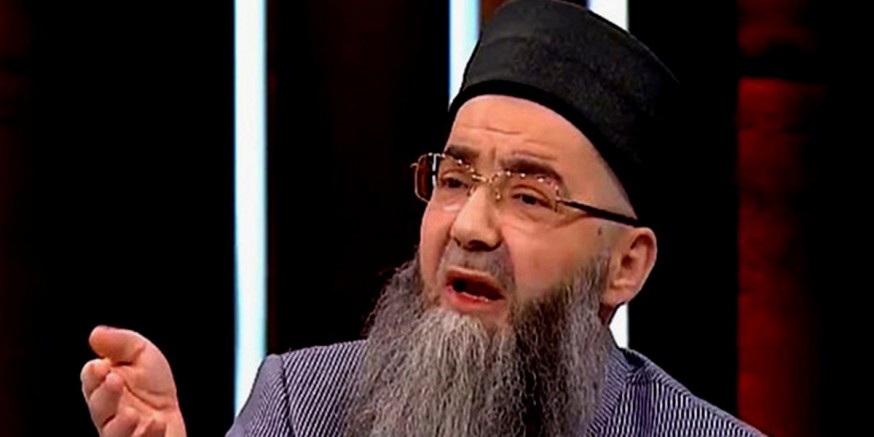 Cübbeli Ahmet: Hükümetin mecbur ettiği ücretle geçinebilir mi işçi?