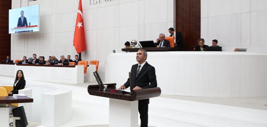 DEM İstanbul Milletvekili Celal Fırat, Ticaret Bakanlığı'nın Sayıştay Raporlarına Yansıyan Usulsüzlükler Hakkında Soru Önergesi Verdi