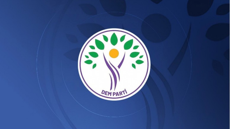 DEM Parti Akdeniz Belediyesi Eş Başkanları ve Meclis Üyeleri Gözaltına Alındı