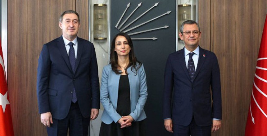 DEM Parti'den CHP'ye ziyaret (VİDEO)