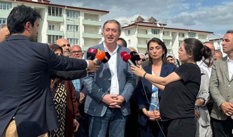 DEM Parti Eş Başkanları, Selahattin Demirtaş’ı Ziyaret Etti: 