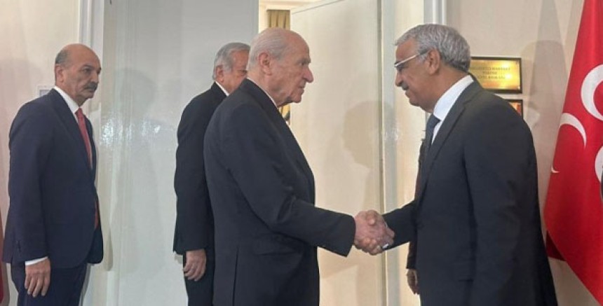 DEM Parti İmralı Heyeti Bahçeli ile Görüştü