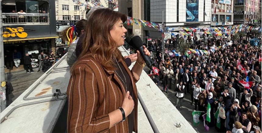 DEM Parti İstanbul Adayı Beştaş: 'İmamoğlu'na Oy Kayması Görmüyoruz'