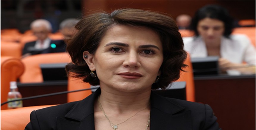 DEM Parti Milletvekili Sümeyye Boz’dan Çocukların Beslenme ve Eğitim Hakkı İçin Araştırma Önergesi
