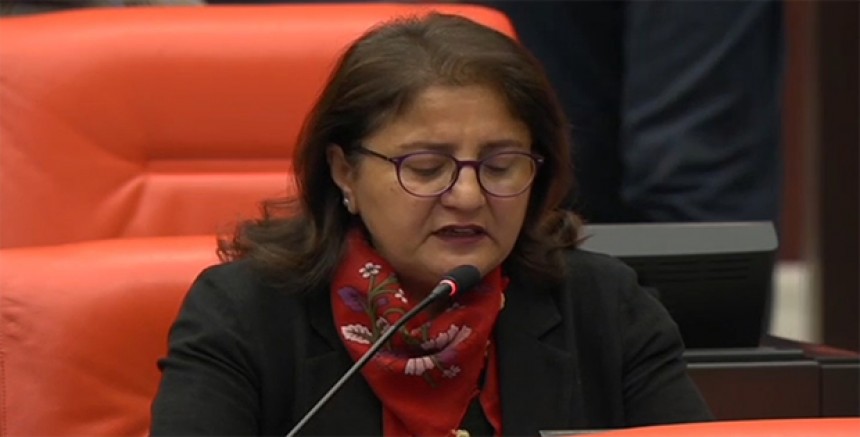 DEM Partili Ayten Kordu: “Alevilere Yönelik Nefret Dili Toplumsal Barışın Önündeki En Büyük Engeldir”