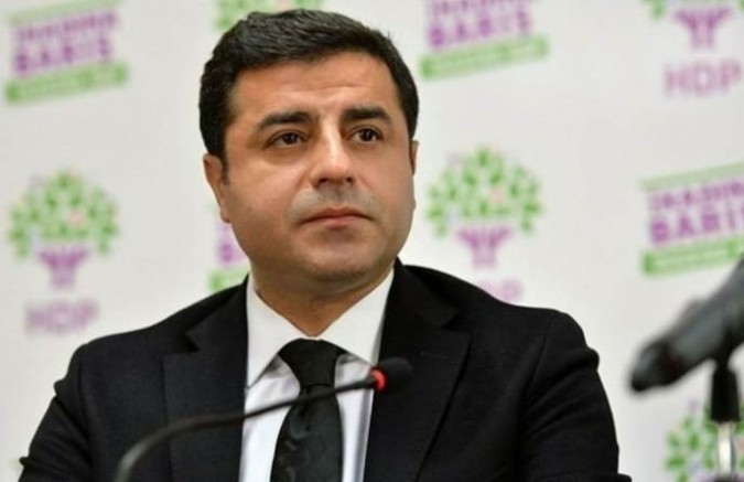 Demirtaş: Erdoğan ne yaparsa yapsın geri adım atmayın