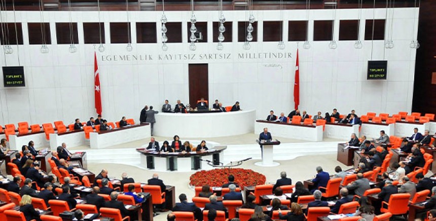 Depremde Kaybolan Çocuklarla İlgili Araştırma Önerisi AKP ve MHP Oylarıyla reddedildi