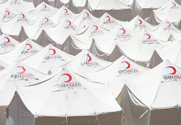 Depremde sınıfta kalan Kızılay Başkanı’ndan ‘çadır’ itirafı