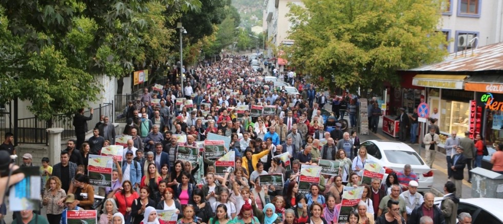 Dersim'de binler maden projelerine karşı meydanlardaydı 