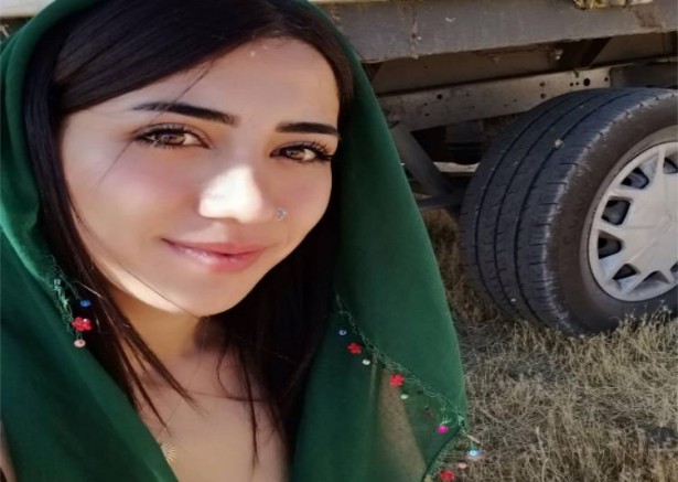 Dersim’in uğur böceği: Sattığı ürünlerle çocukların gözlerindeki ışık oluyor