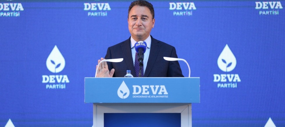 DEVA Partisi yönetiminde beş genel başkan yardımcısı değişti