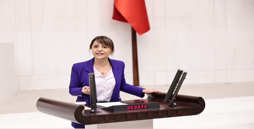 Devlet Okulunda “Cemaat Yemini” İddiası Meclis Gündeminde: MEB’e 14 Soruluk Önerge