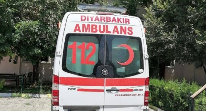 Diyarbakır'da çıkan kavgada bir kişi yaşamını yitirdi 