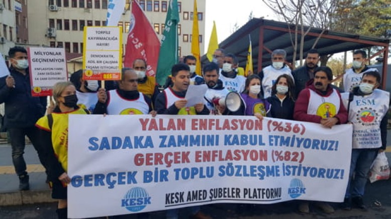 Diyarbakır’da KESK’liler bodro yaktı