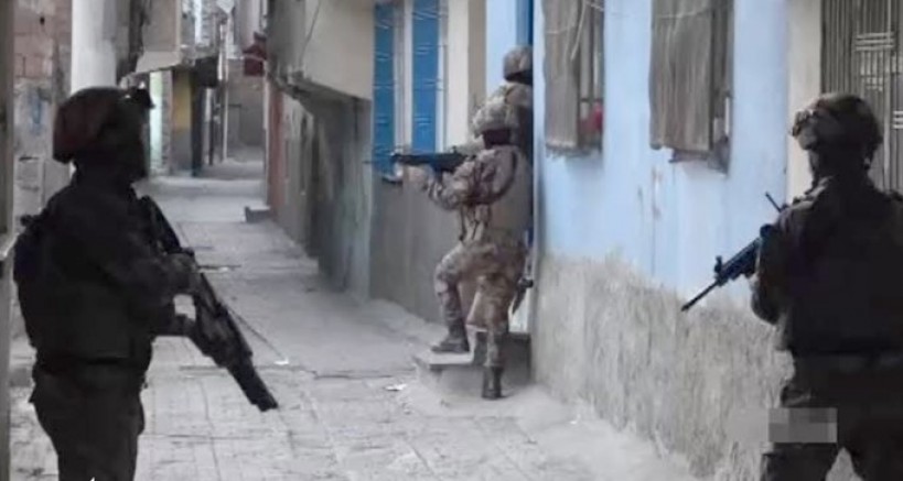 Diyarbakır merkezli 21 İlde 110 kişi gözaltına alındı