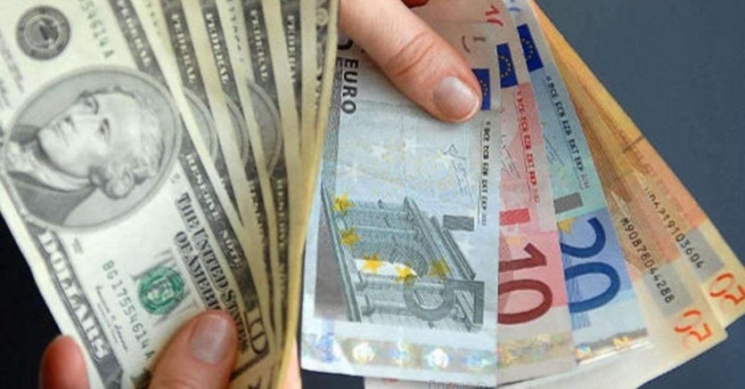 Dolar güne yükselişle başladı