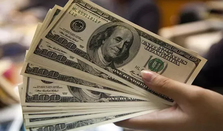 Dolar rekor tazeledi: Kur 17.20'yi aştı
