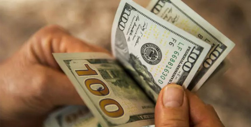 Dolar Tüm Zamanların Rekorunu Kırarak Tarihi Seviyelerde!