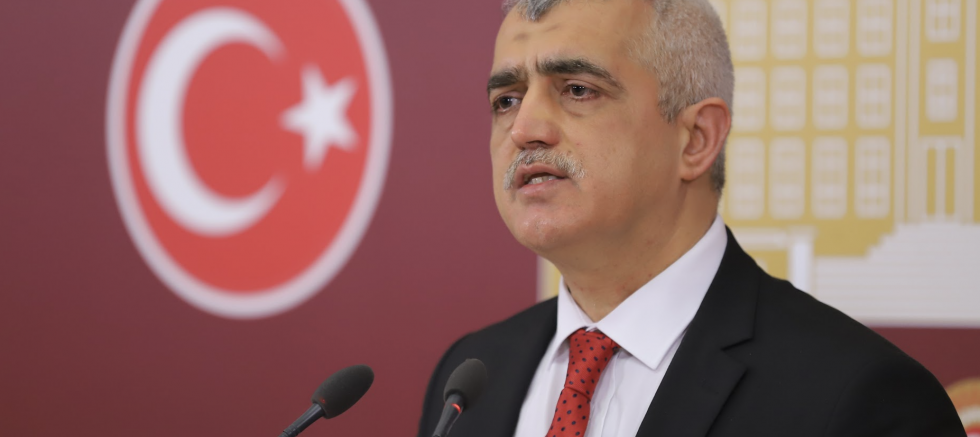 Dr. Gergerlioğlu: Başörtüsü, başörtüsü diye iktidara gelenler bugün insanların iç çamaşırlarını çıkartıyorlar!