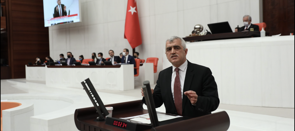 Dr. Gergerlioğlu: Diyanet İşleri Başkanlığı Allah'ın dinini değil iktidarın dinini anlatıyor, Allah'tan değil muktedirden korkuyor!” 