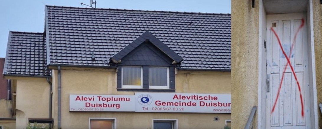 Duisburg Alevi Toplumu derneği kapısına çarpı atıldı 
