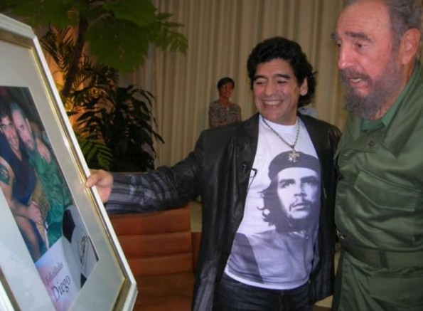 Dünya bir Efsaneyi Kaybetti: Diego Armando Maradona Yaşamını Yitirdi 