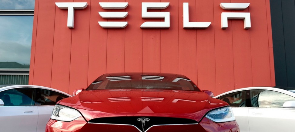 Dünyanın elektrikli otomotiv devi Tesla, Türkiye'ye getiriyor