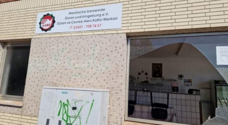 Düren Alevi Kültür Merkezi’ne saldırı! 