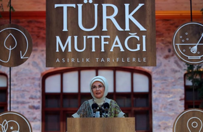 Emine Erdoğan’ın kitabının basımına 275 bin, tanıtımına 700 bin TL harcandı