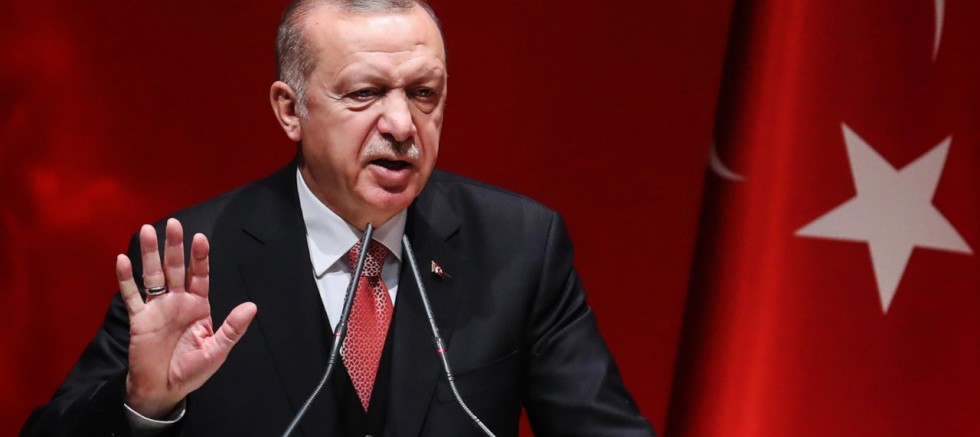 Erdoğan, bürokrasiye karşı savaş başlatmış