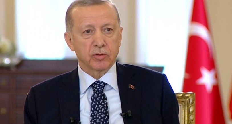 Erdoğan canlı yayında fenalaştı yayına ara verildi 