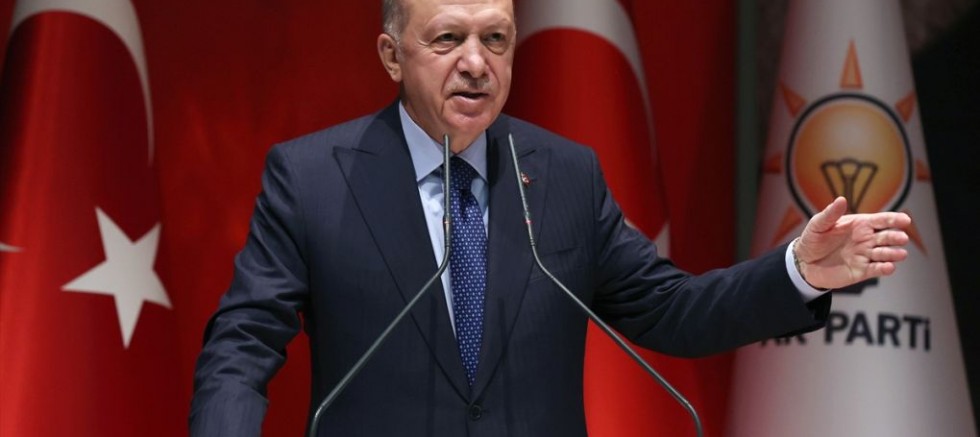 Erdoğan: Türkiye’yi dünyanın en büyük 10 ekonomisi arasına sokarak hedeflerine ulaştırmakta kararlıyız