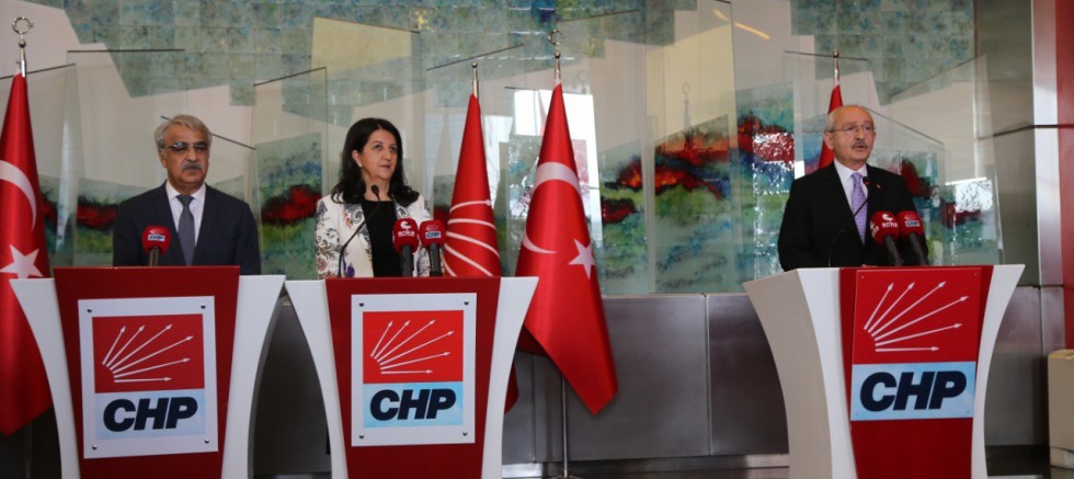 HDP Eş Genel Başkanları Pervin Buldan ve Mithat Sancar’dan CHP’ye  ziyaret 