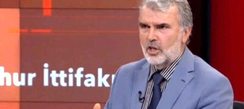 Eski AKP’li vekil: Laiklik ilkesi tüm çağdaş ülkelerde olduğu gibi ya anayasadan çıkarılmalı