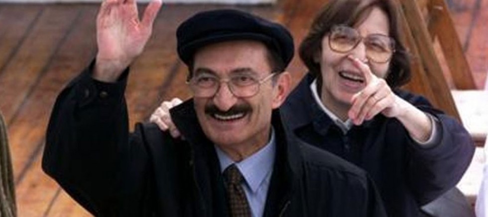 Eski başbakanlardan Bülent Ecevit'in eşi Rahşan Ecevit  hayatını kaybetti