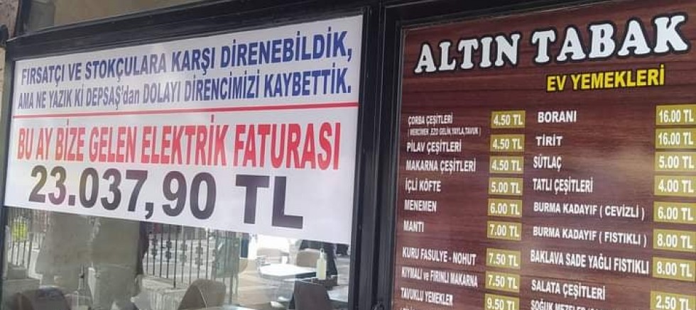 Esnaf 'soygunun faturası'nı camlara astı: Fırsat ve stokçulara karşı direnebildik ama..