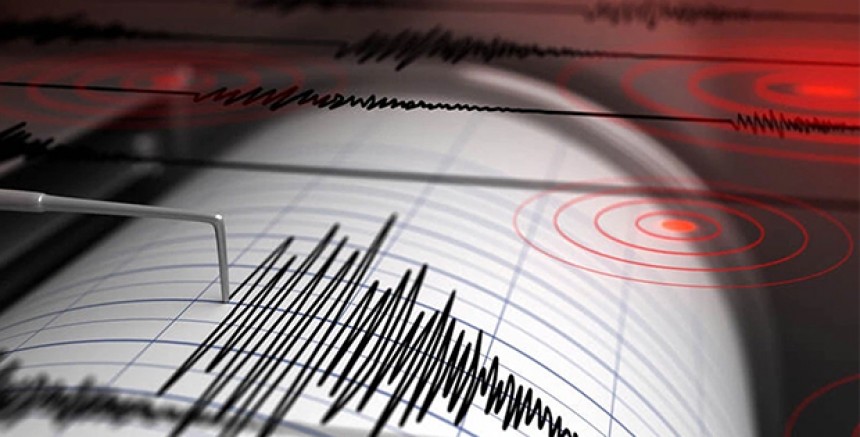 Filipinler 7,6 büyüklüğündeki depremle sallandı 