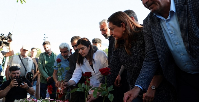Amed Katliamının 11. Yılında Adalet Çağrısı: “Asıl Failler Hala Ortaya Çıkarılmadı”