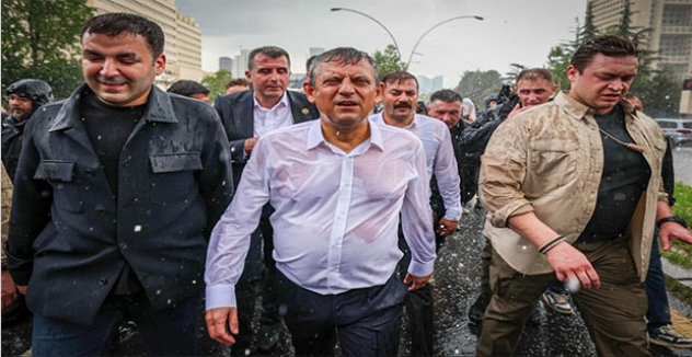 CHP Yürüyüşüne Soruşturma: Özgür Özel’in Öncülüğündeki Protestoya Yargı Hamlesi