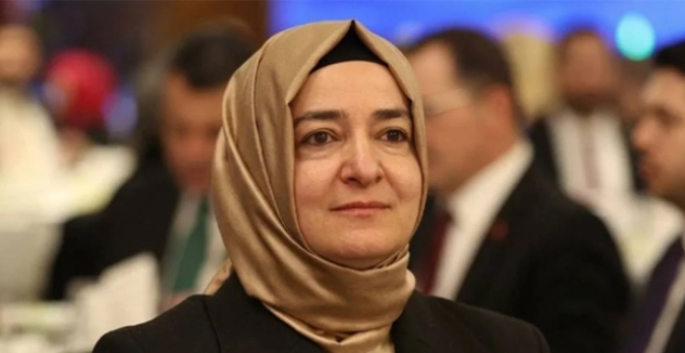 Fon Soruşturmasında AKP’den İhraç Kararı: Fatma Betül Sayan Kaya’nın Parti Üyeliği Sona Erdi